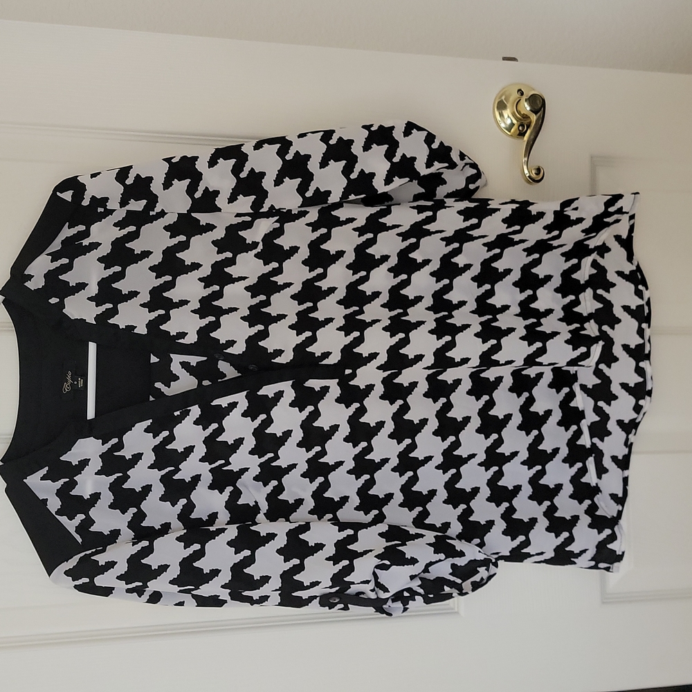 Cupio Houndstooth Blouse